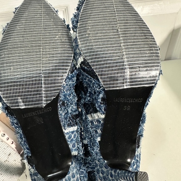 Stylish Frayed Denim Heels - Picture 6 of 7